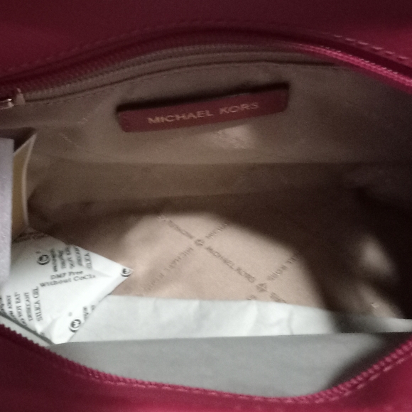 Purse - Picture 5 of 8